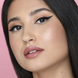 Водостійка підводка для очей Huda Beauty Liquid Eyeliner Pen чорна 1.9 г