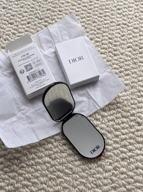 Фото Компактне дзеркальце з тримачем для телефона Dior Mirror Dior Mirror Black