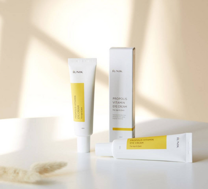 Фото Крем для шкіри навколо очей IUNIK Propolis Vitamin Eye Cream For Eye & Face, 30 мл Propolis Vitamin Eye