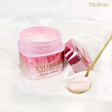 Маска для мягкости и блеска волос TSUBAKI Premium Repair Mask Pink 180 г