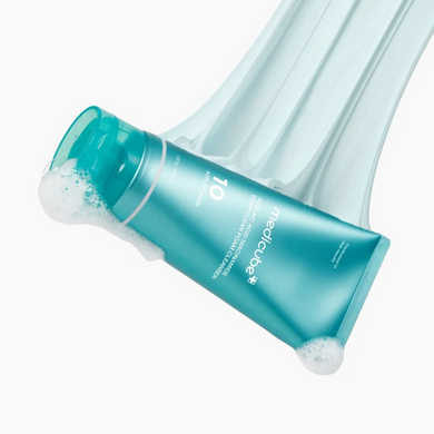 Фото Пінка для очищення обличчя Medicube Azelaic Acid Niacinamide Deep Clean Foam Cleanser 120 г Azelaic Niacinamide Cleanser 120 г