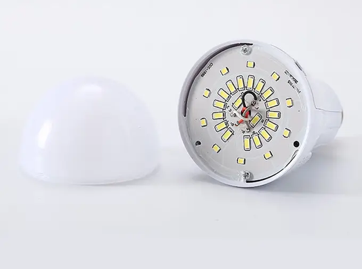 Фото Лампочка на двох акумуляторах 18650 LED 20W E27 з аварійним режимом Lamp 20W