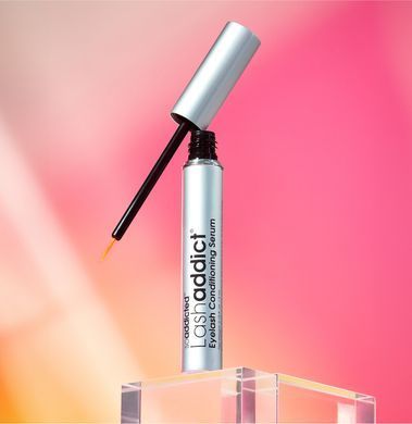 Фото Сироватка для росту вій Soaddicted Lashaddict Eyelash Conditioning Serum Lashaddict