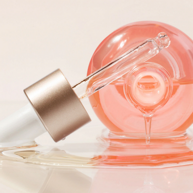 Фото Рожева олія для обличчя Biossance Squalane + Vitamin C Rose Oil, 30 мл Squalane + Vitamin C Rose Oil